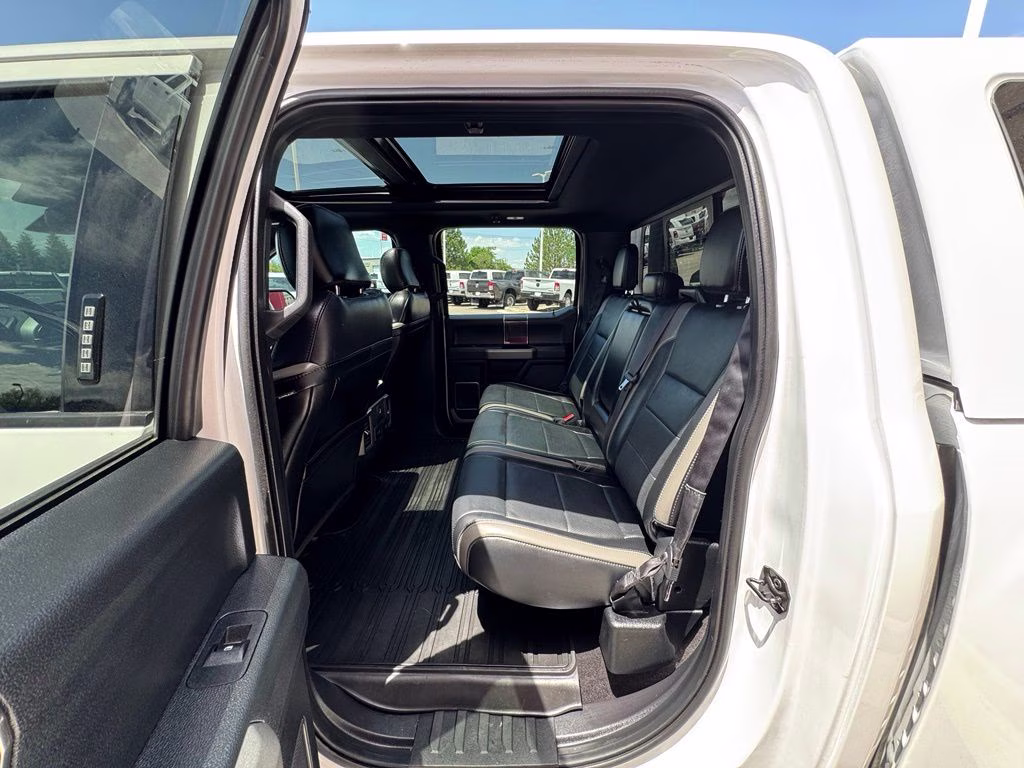 2018 Oxford White Ford F-150 Raptor 4X4 Truck