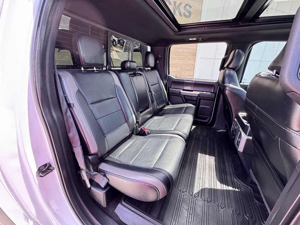 2018 Oxford White Ford F-150 Raptor 4X4 Truck