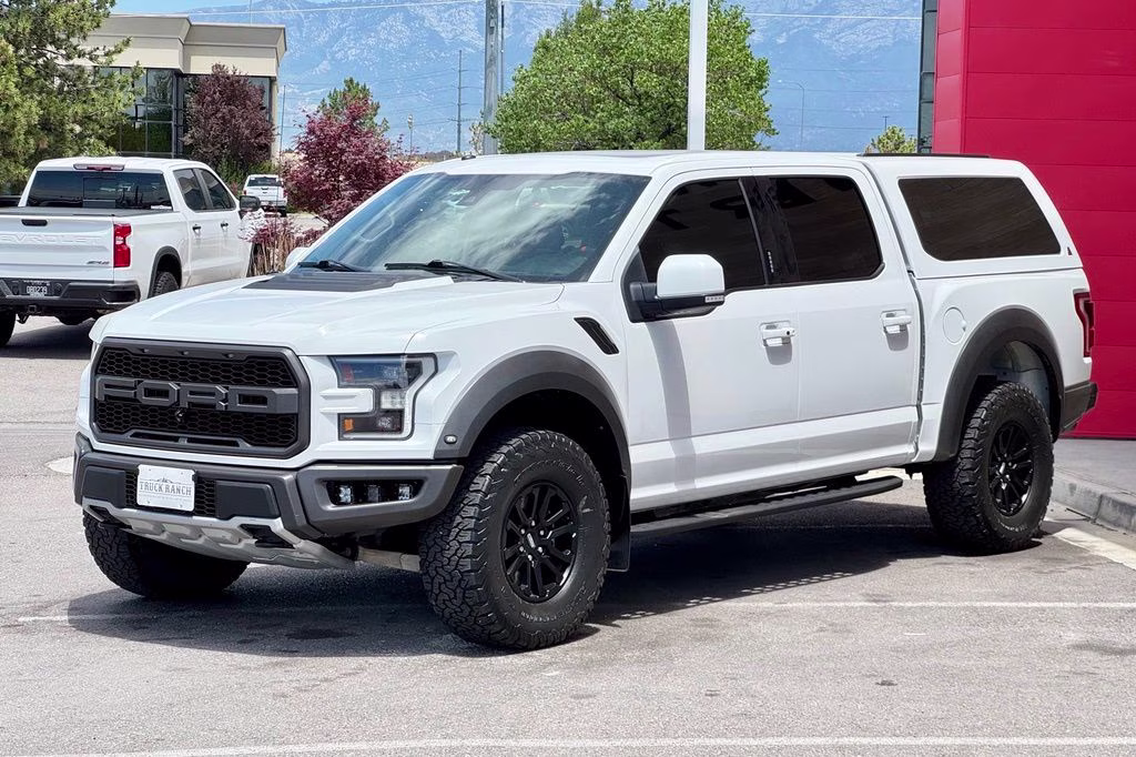 2018 Oxford White Ford F-150 Raptor 4X4 Truck