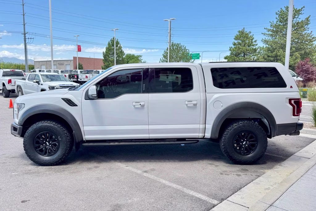 2018 Oxford White Ford F-150 Raptor 4X4 Truck