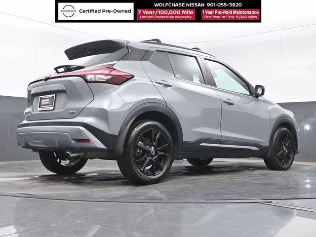2022 Boulder Gray Pearl Nissan Kicks SR FWD SUV