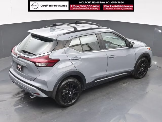2022 Boulder Gray Pearl Nissan Kicks SR FWD SUV
