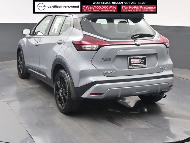 2022 Boulder Gray Pearl Nissan Kicks SR FWD SUV