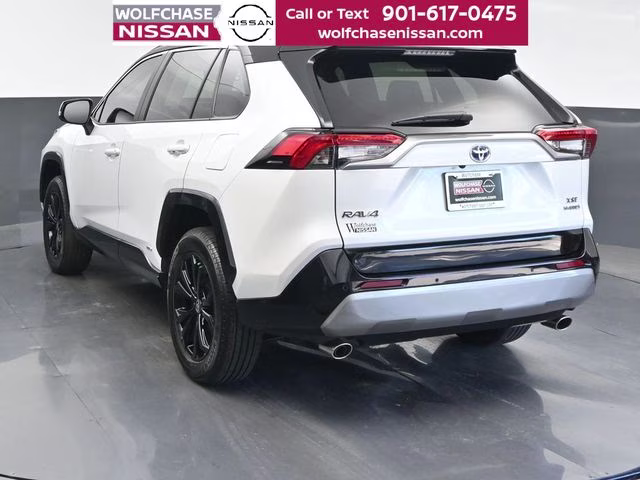 2023 Wind Chill Pearl/Midnight Black Metallic Toyota RAV4 Hybrid XSE AWD SUV