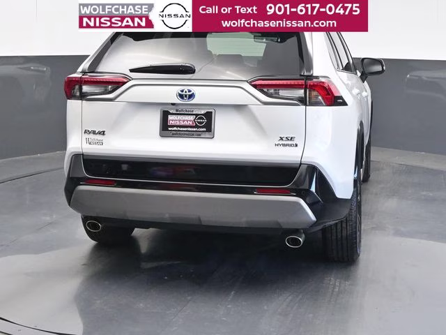2023 Wind Chill Pearl/Midnight Black Metallic Toyota RAV4 Hybrid XSE AWD SUV