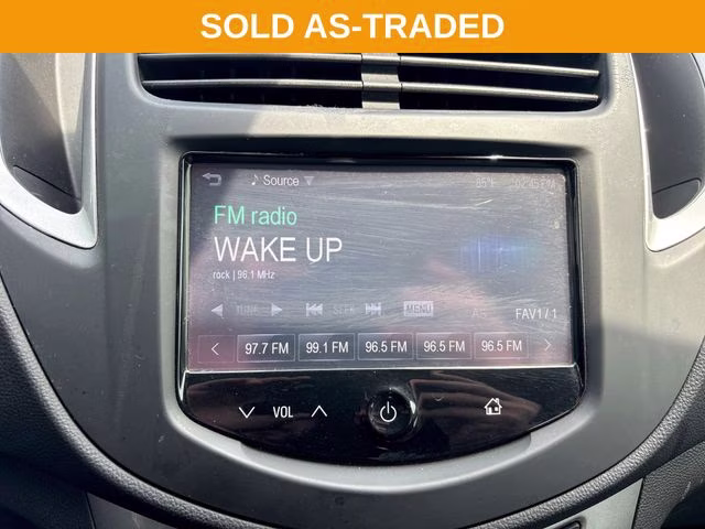 2015 White Pearl Chevrolet Trax LT FWD SUV
