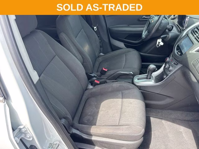2015 White Pearl Chevrolet Trax LT FWD SUV