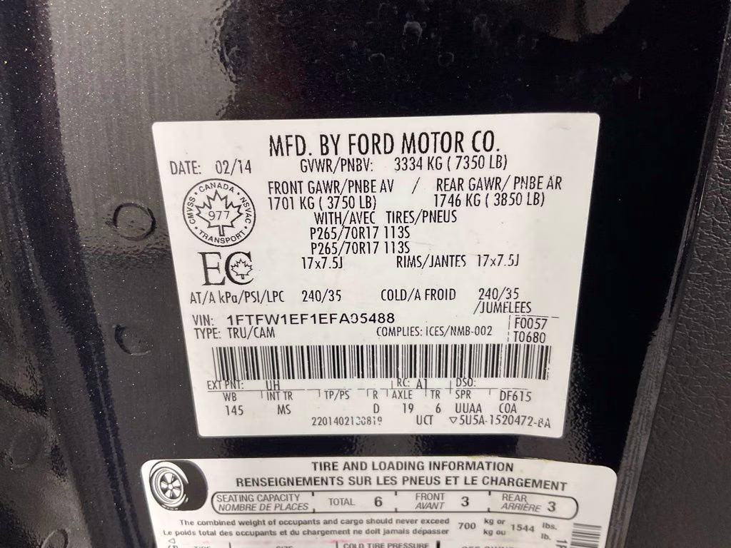 2014 Tuxedo Black Metallic Ford F-150 XLT 4X4 Truck