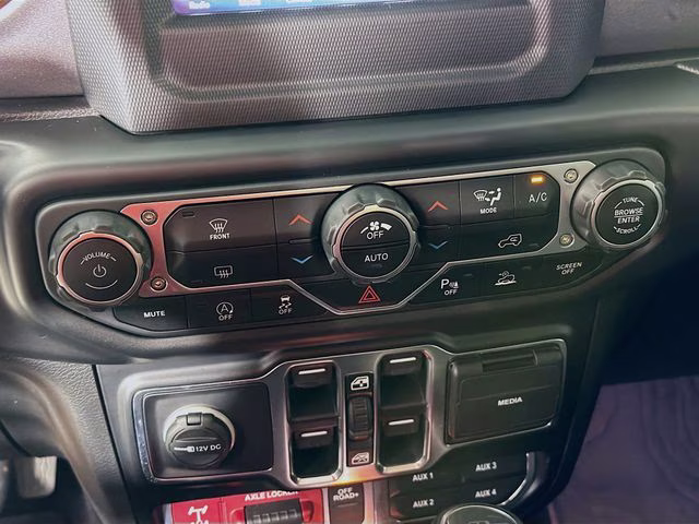 2021 Crystal Metallic Jeep Gladiator Mojave 4X4 Truck