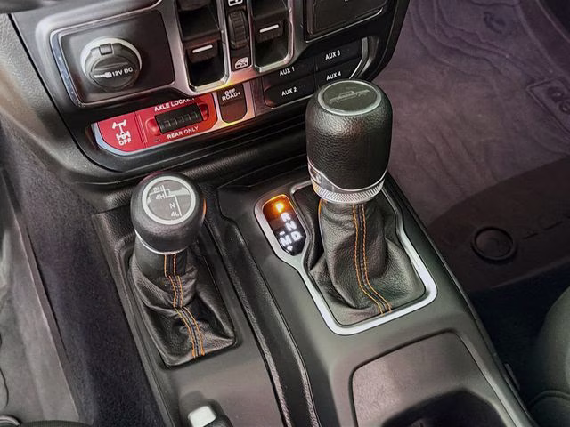 2021 Crystal Metallic Jeep Gladiator Mojave 4X4 Truck