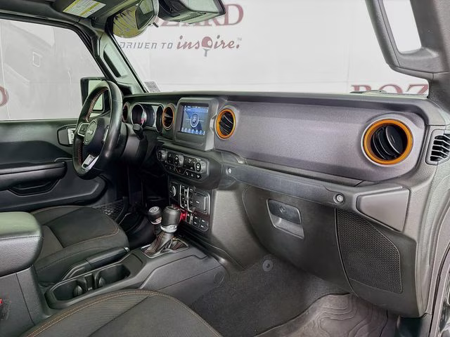 2021 Crystal Metallic Jeep Gladiator Mojave 4X4 Truck