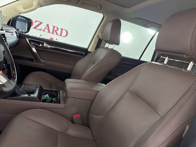 2023 White Pearl Lexus GX 460 Luxury 4X4 SUV