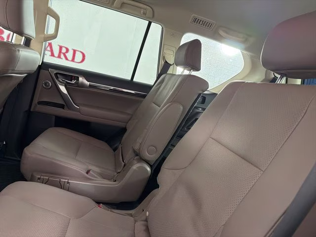 2023 White Pearl Lexus GX 460 Luxury 4X4 SUV