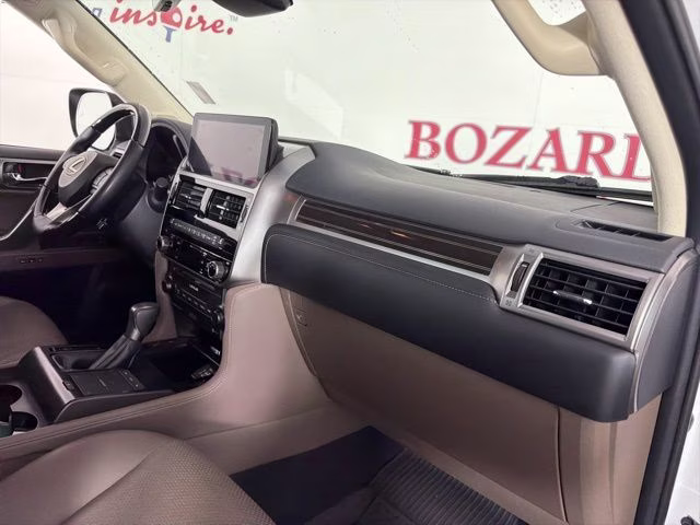 2023 White Pearl Lexus GX 460 Luxury 4X4 SUV