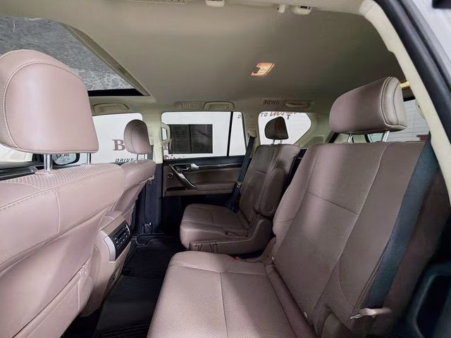 2023 White Pearl Lexus GX 460 Luxury 4X4 SUV