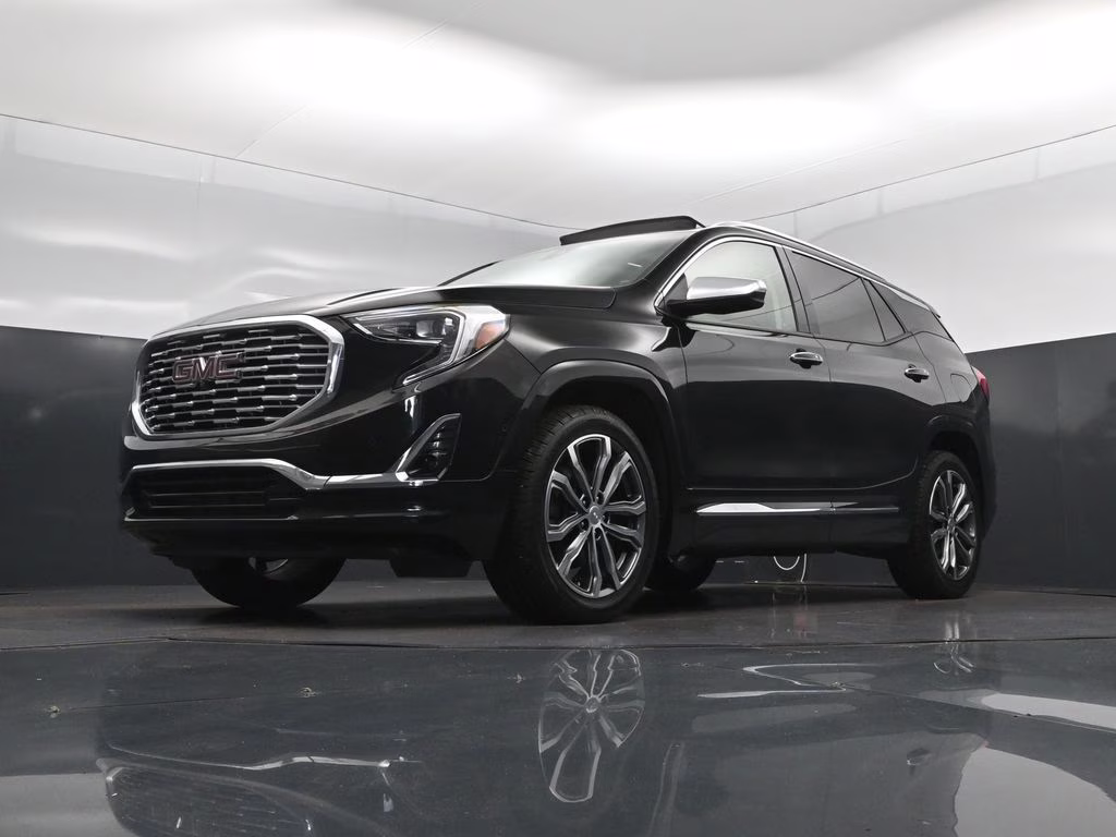 2018 Ebony Twilight Metallic GMC Terrain Denali FWD SUV