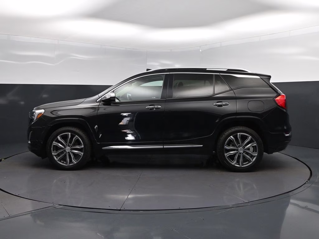 2018 Ebony Twilight Metallic GMC Terrain Denali FWD SUV