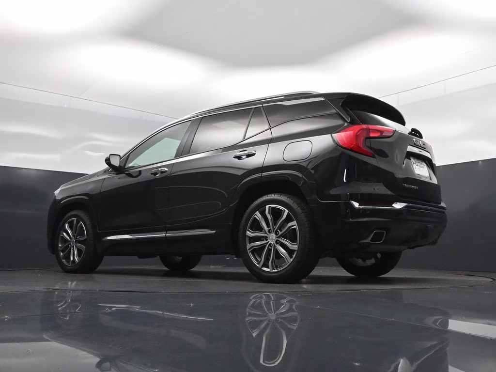 2018 Ebony Twilight Metallic GMC Terrain Denali FWD SUV