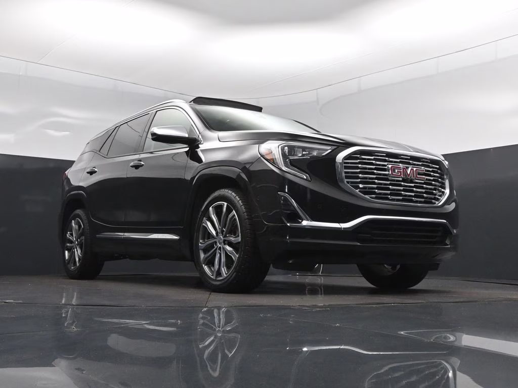 2018 Ebony Twilight Metallic GMC Terrain Denali FWD SUV
