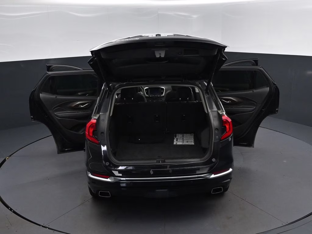 2018 Ebony Twilight Metallic GMC Terrain Denali FWD SUV