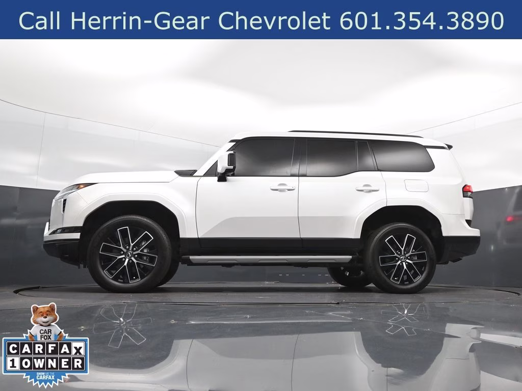 2024 White Pearl Lexus GX 550 Premium+ 4X4 SUV