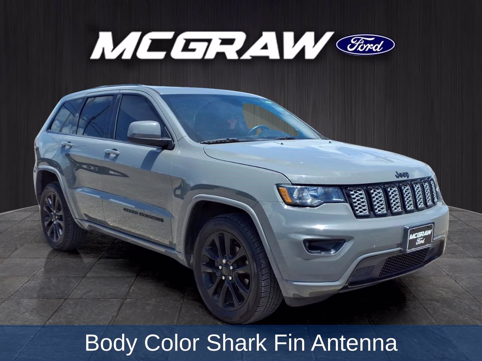 2020 Gray Clearcoat Jeep Grand Cherokee Altitude RWD SUV
