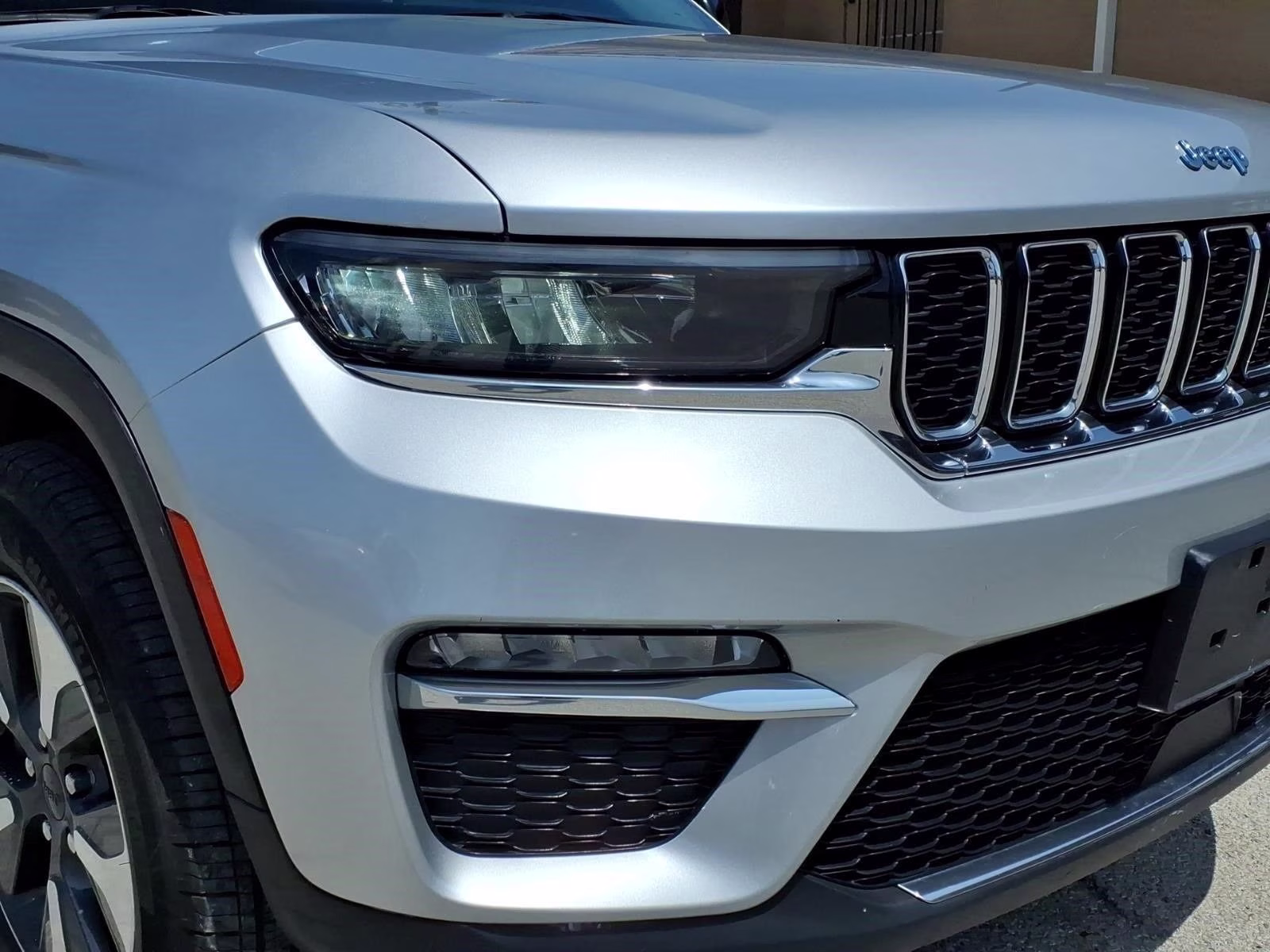 2022 Silver Jeep Grand Cherokee 4xe 4X4 SUV