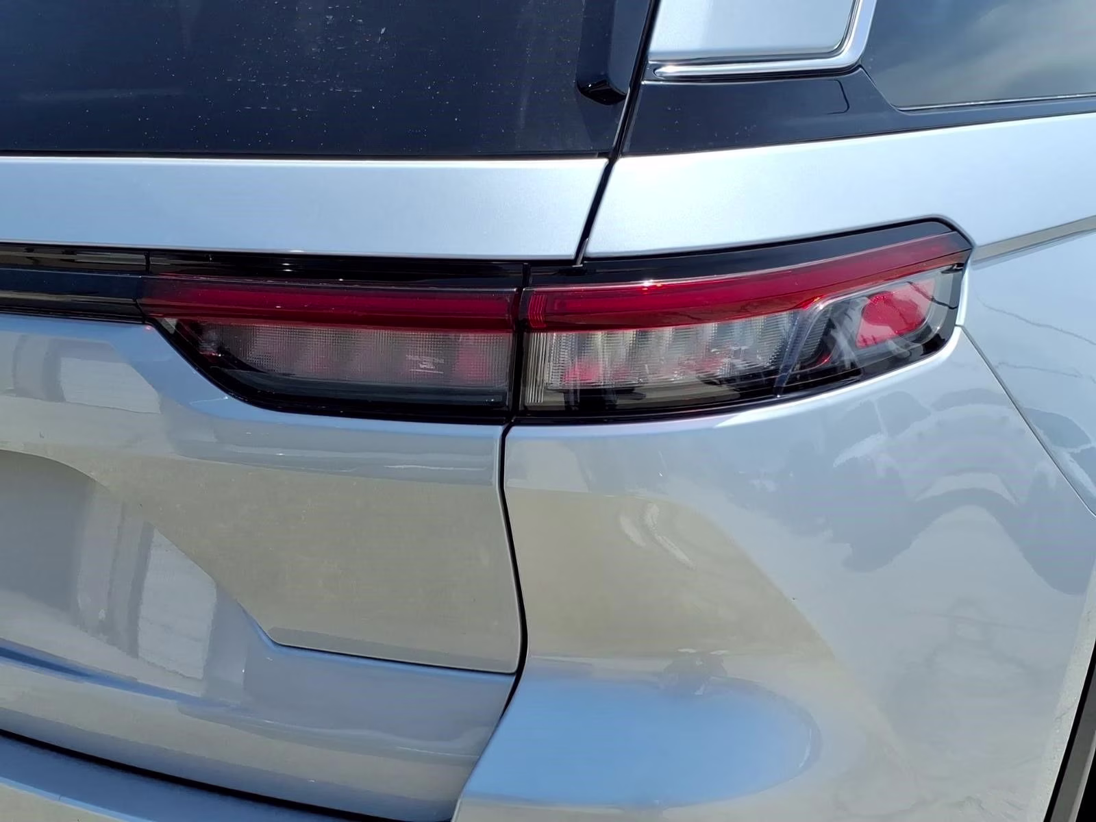 2022 Silver Jeep Grand Cherokee 4xe 4X4 SUV