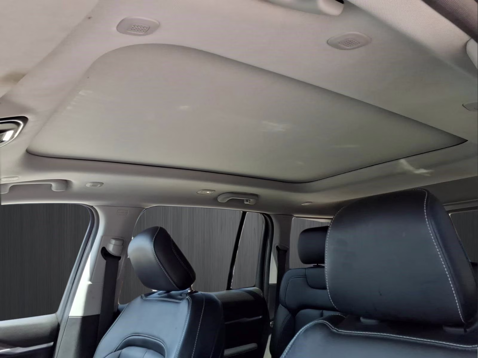 2022 Silver Jeep Grand Cherokee 4xe 4X4 SUV