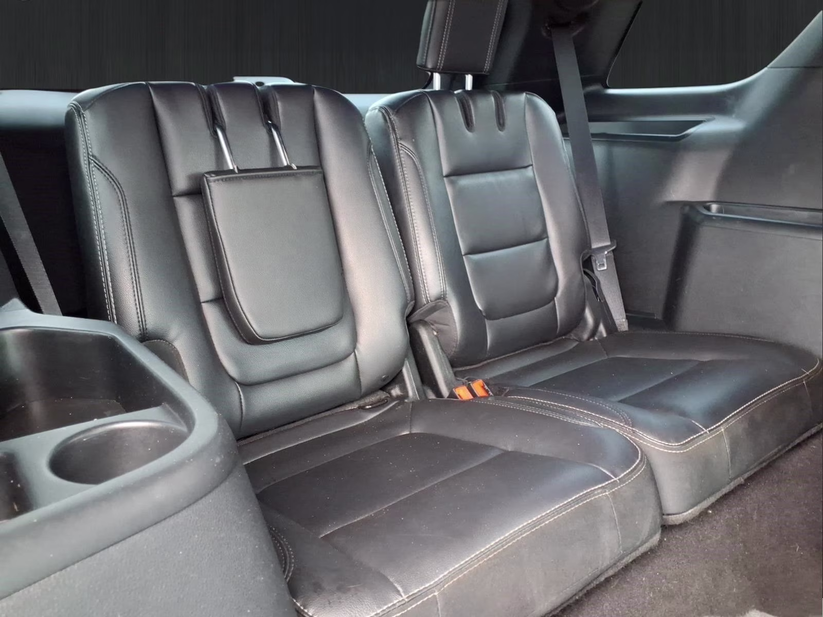 2018 Magnetic Ford Explorer Limited FWD SUV