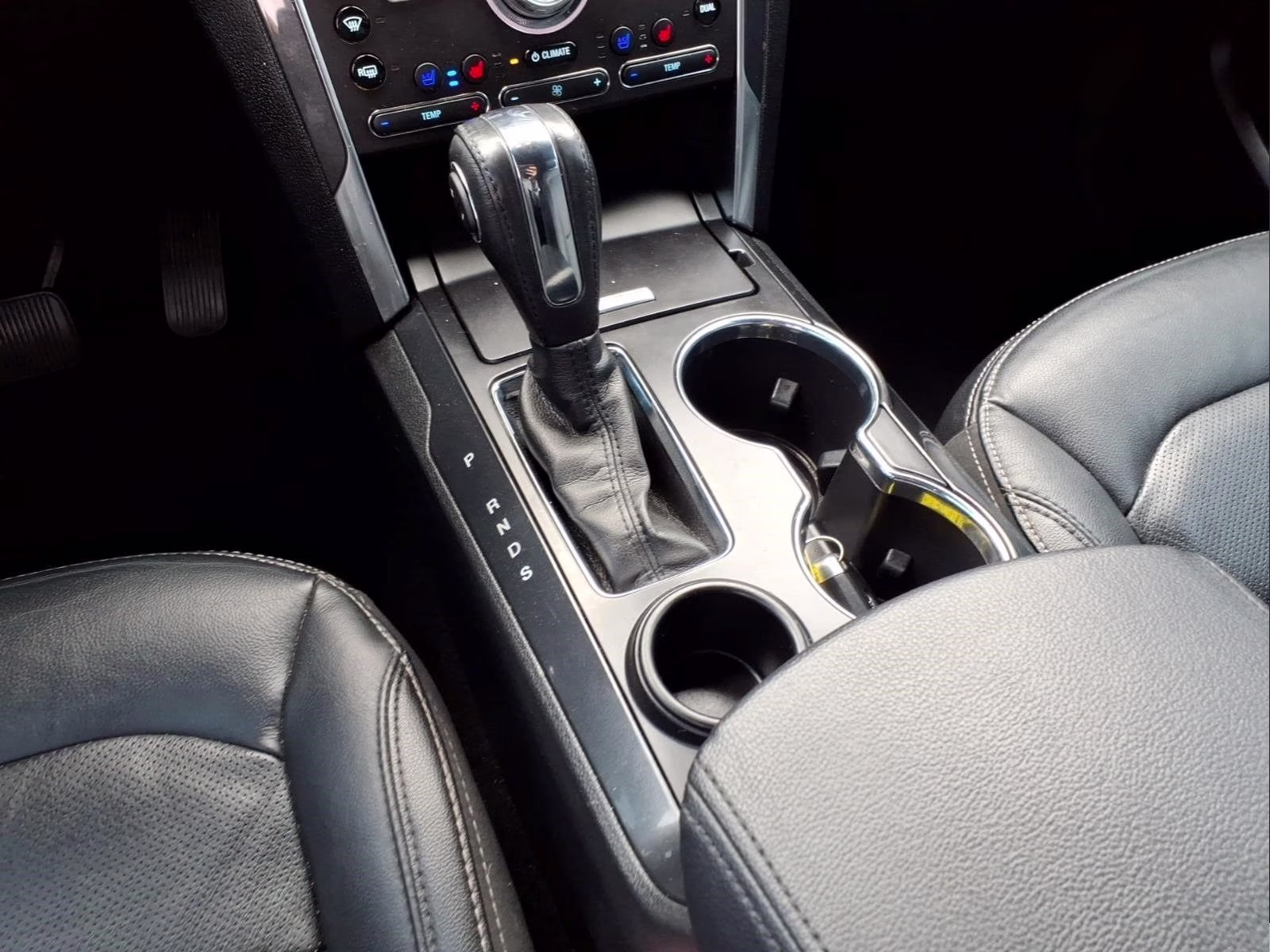 2018 Magnetic Ford Explorer Limited FWD SUV