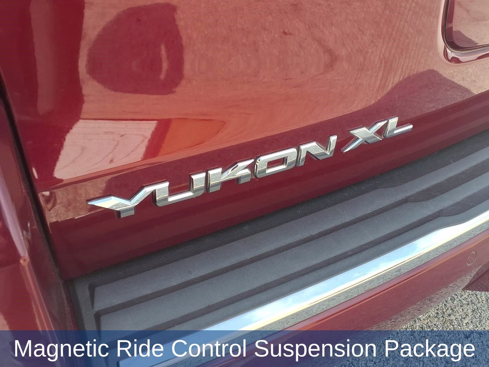 2019 Crimson Red GMC Yukon XL Denali 4X4 SUV