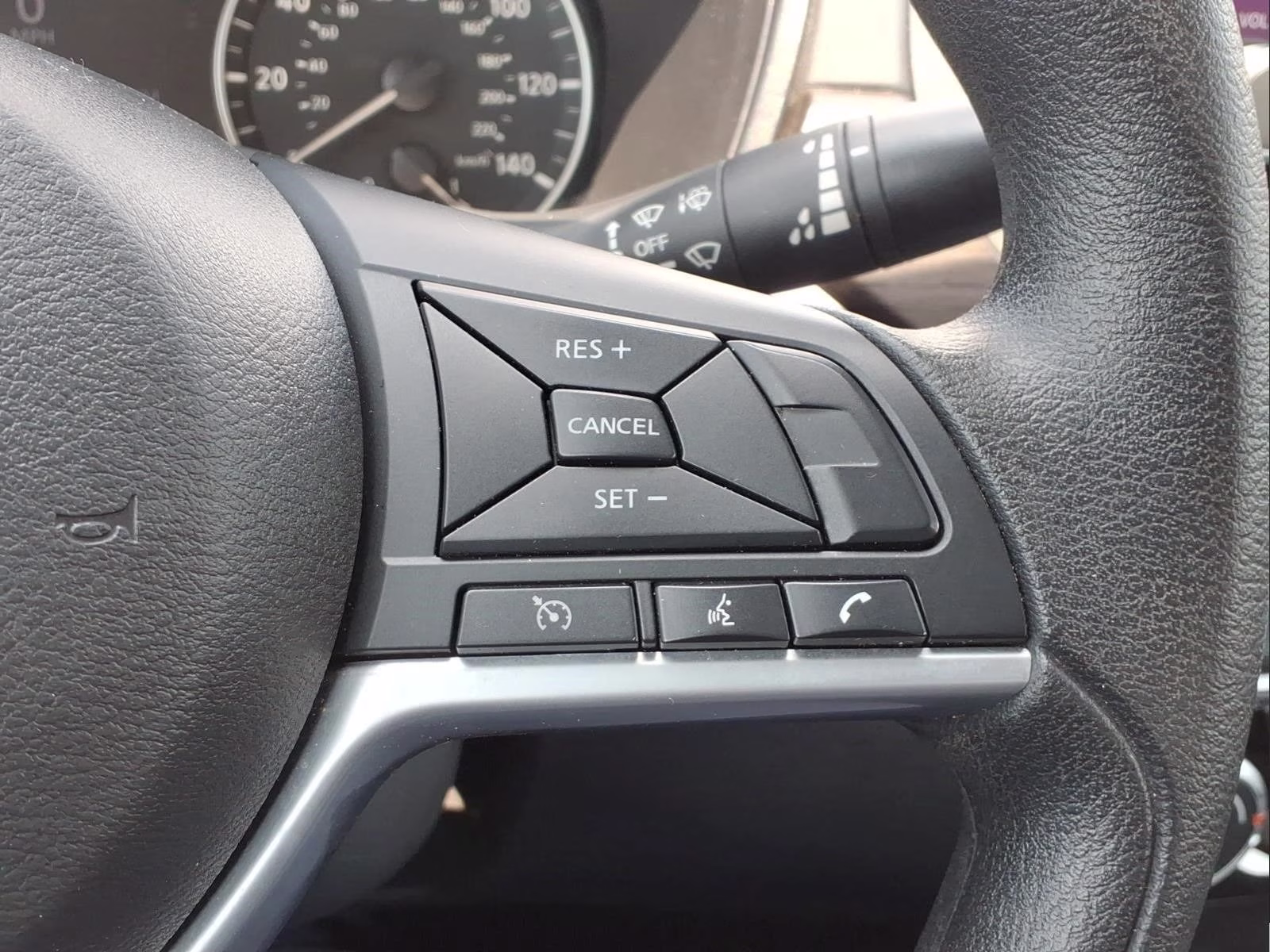 2025 Gun Metallic Nissan Altima 2.5 SV FWD Sedan