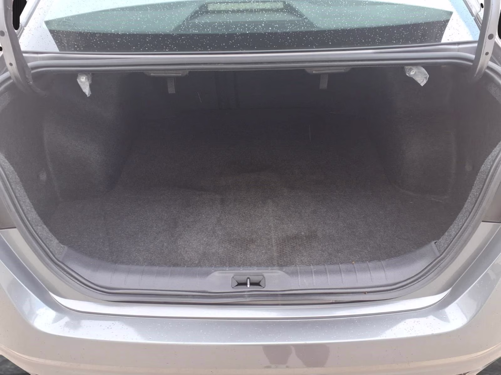 2023 Gun Metallic Nissan Altima 2.5 SV FWD Sedan