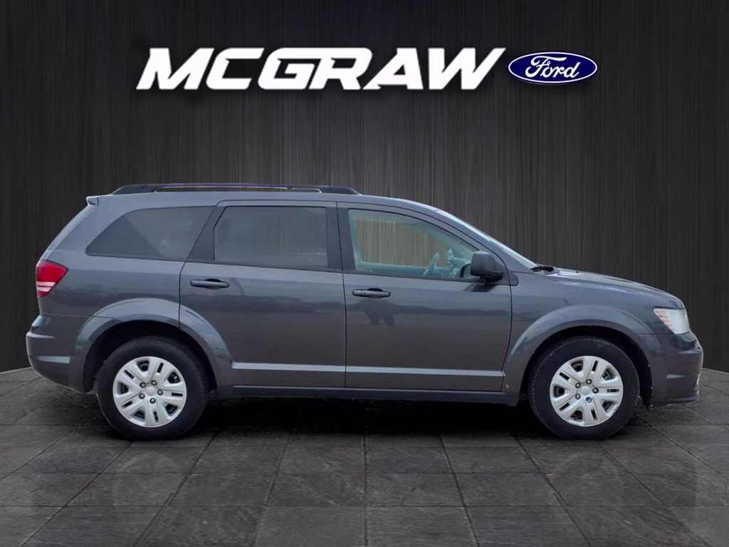 2020 Granite Pearlcoat Dodge Journey SE Value FWD SUV