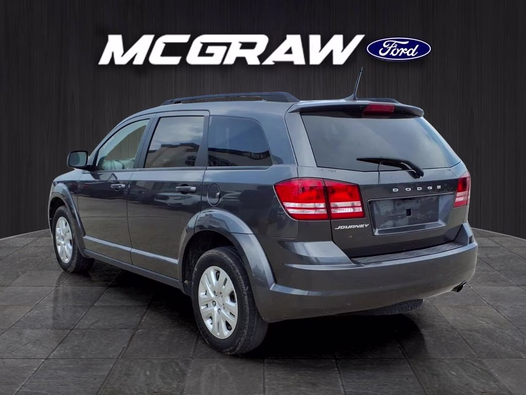2020 Granite Pearlcoat Dodge Journey SE Value FWD SUV