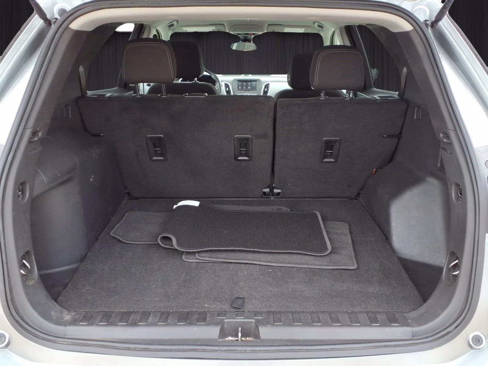 2023 Sterling Gray Metallic Chevrolet Equinox LT FWD SUV