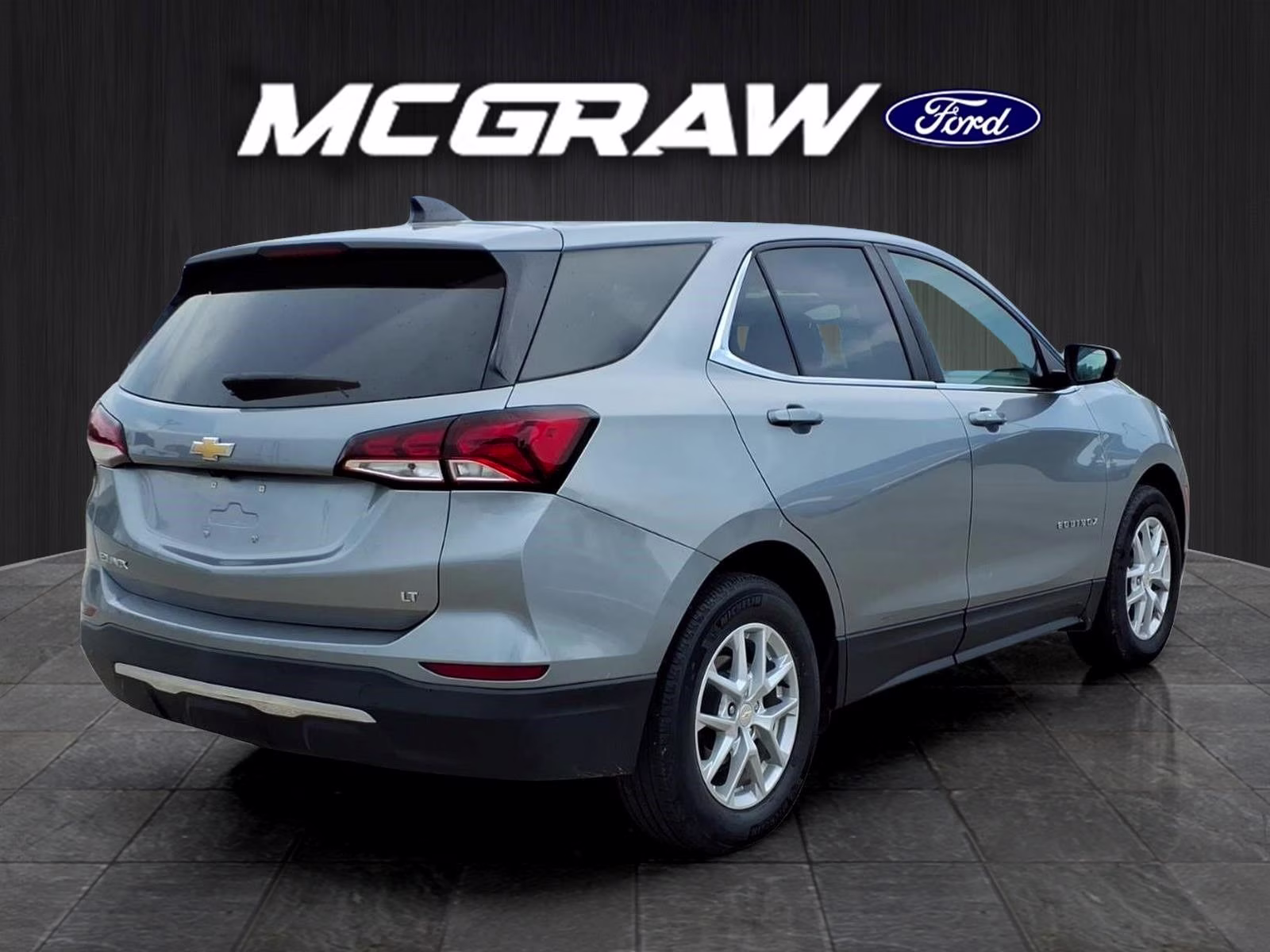 2023 Sterling Gray Metallic Chevrolet Equinox LT FWD SUV