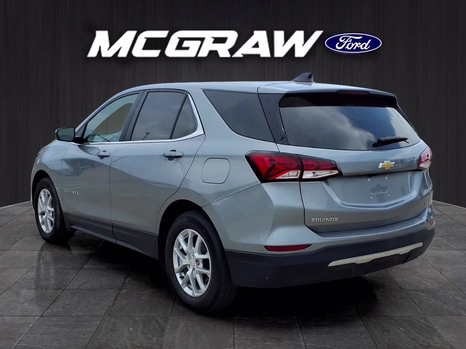 2023 Sterling Gray Metallic Chevrolet Equinox LT FWD SUV