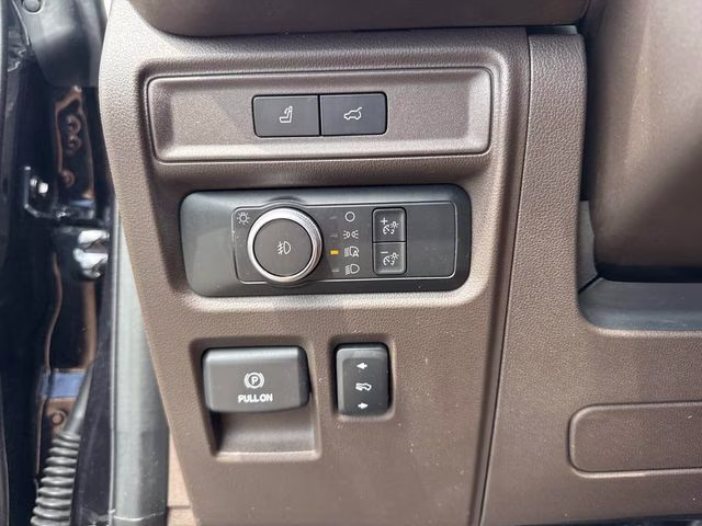 2022 Black Metallic Ford Expedition King Ranch 4X4 SUV