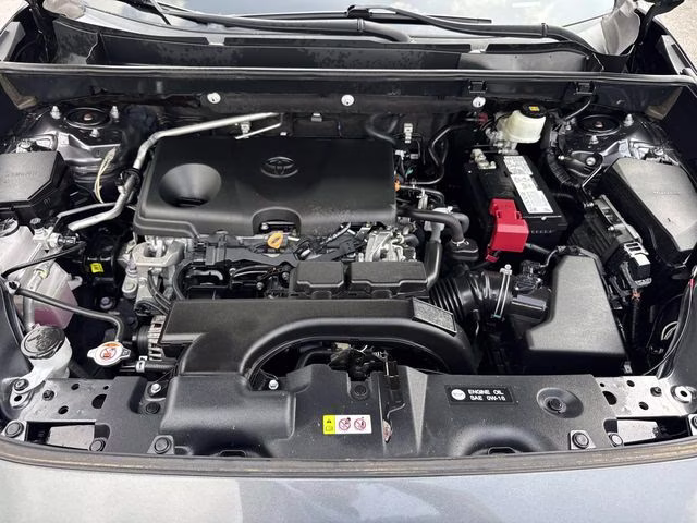 2021 Magnetic Gray Metallic Toyota RAV4 LE FWD SUV