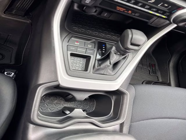 2021 Magnetic Gray Metallic Toyota RAV4 LE FWD SUV