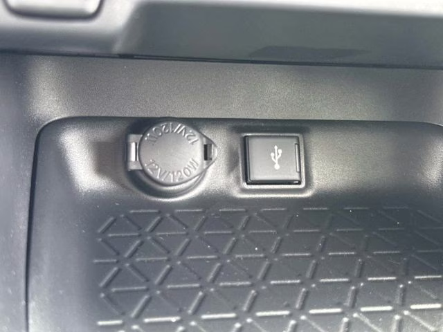 2021 Magnetic Gray Metallic Toyota RAV4 LE FWD SUV
