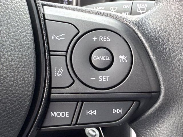 2021 Magnetic Gray Metallic Toyota RAV4 LE FWD SUV