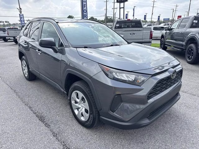 2021 Magnetic Gray Metallic Toyota RAV4 LE FWD SUV