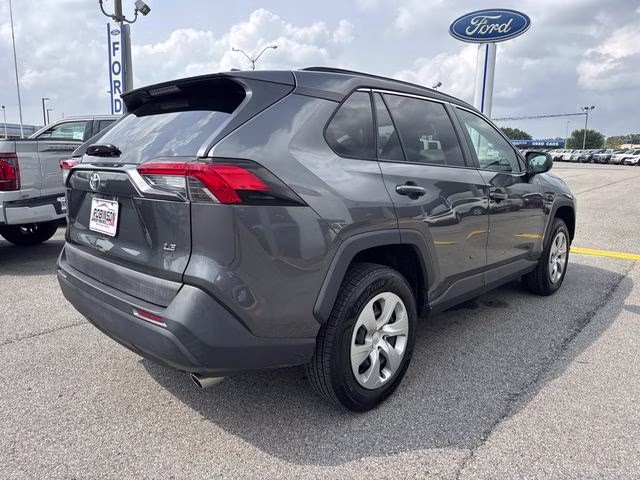 2021 Magnetic Gray Metallic Toyota RAV4 LE FWD SUV