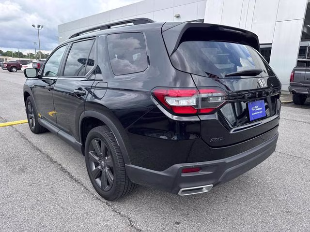 2023 Black Honda Pilot Sport AWD SUV