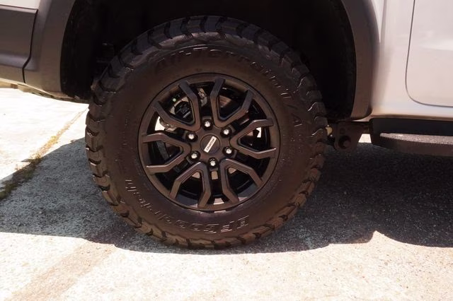2025 Oxford White Ford Ranger Raptor 4X4 Truck