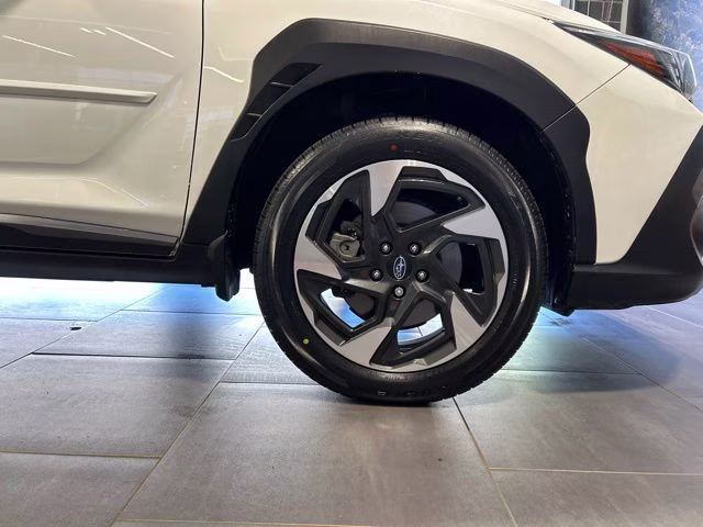 2024 Crystal White Pearl Subaru Crosstrek Limited AWD SUV