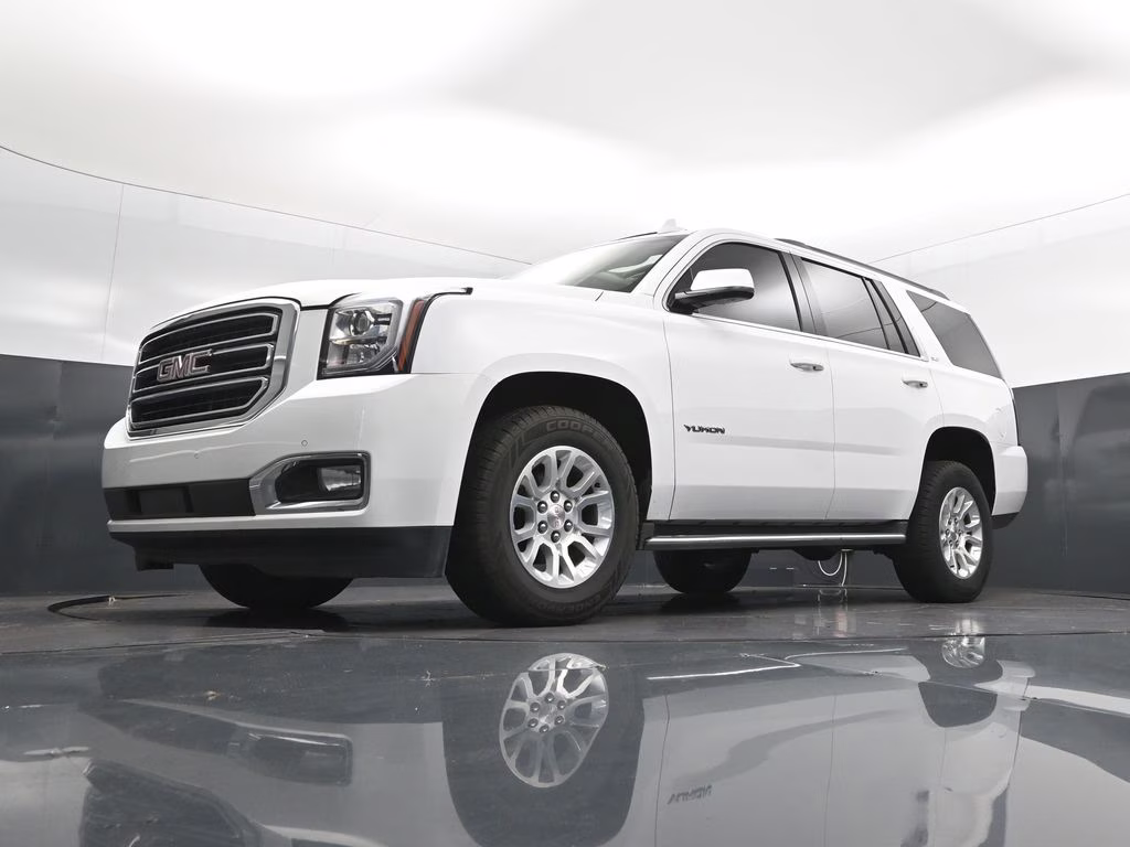 2020 Summit White GMC Yukon SLT RWD SUV